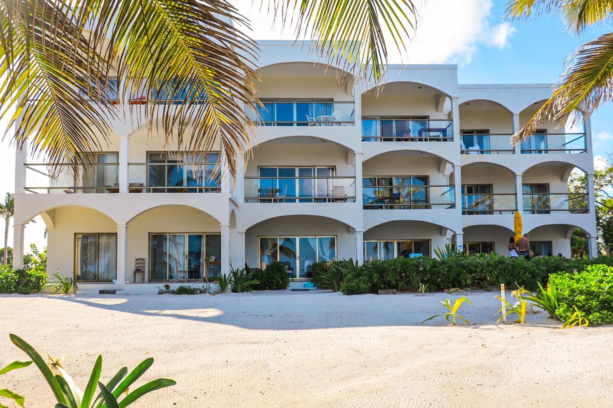 Blue Water Beach Villas サン・ペドロ 部屋 写真