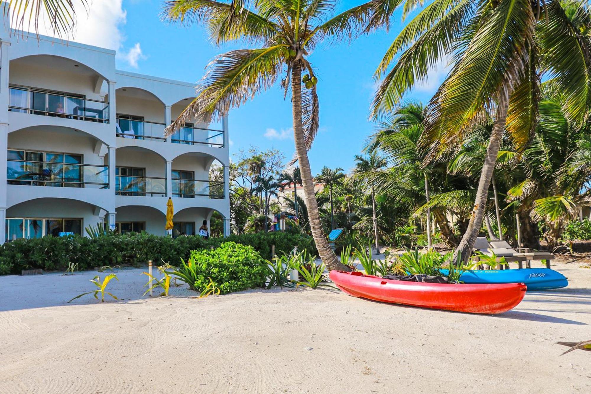 Blue Water Beach Villas サン・ペドロ 部屋 写真