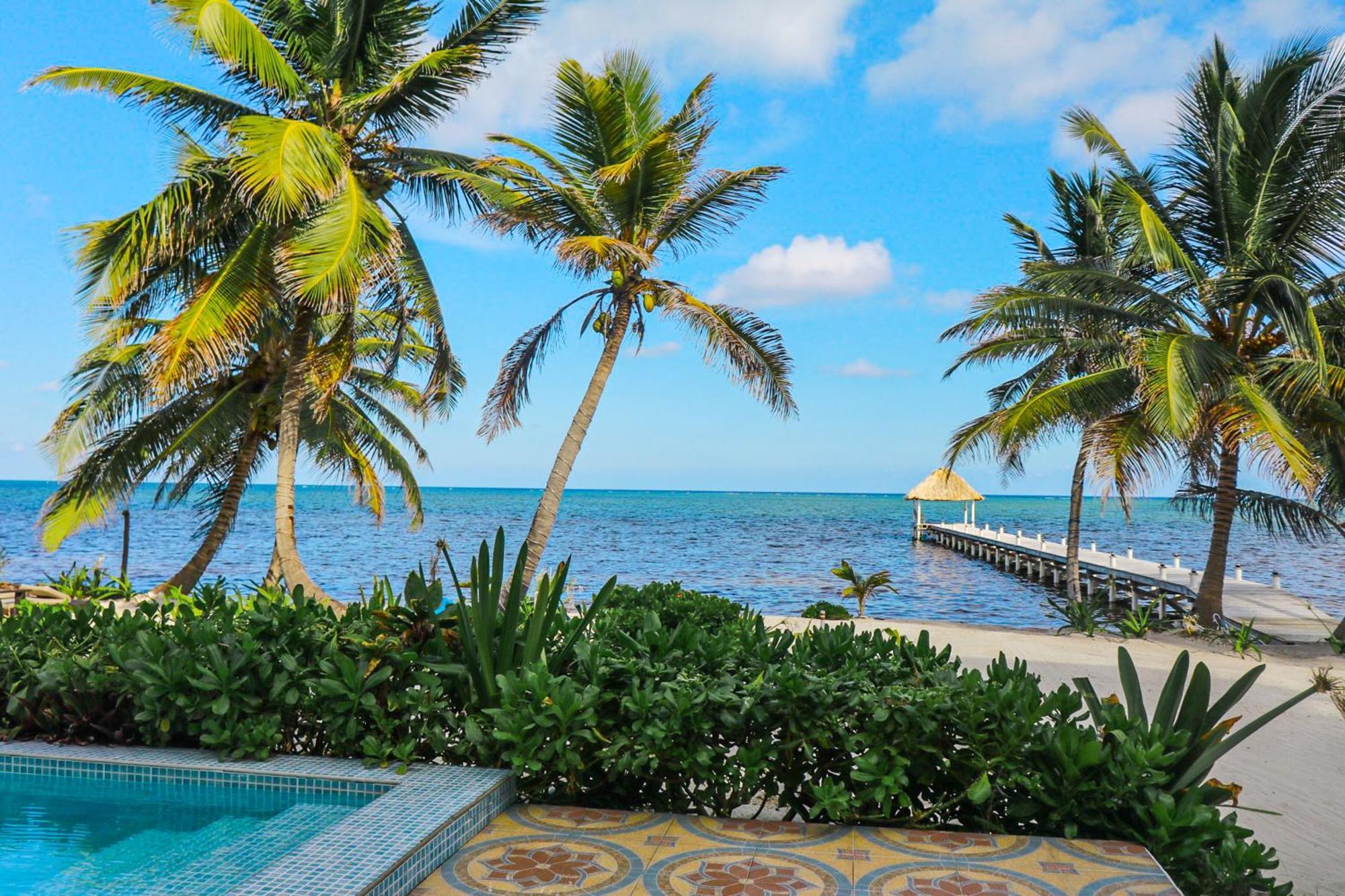 Blue Water Beach Villas サン・ペドロ 部屋 写真