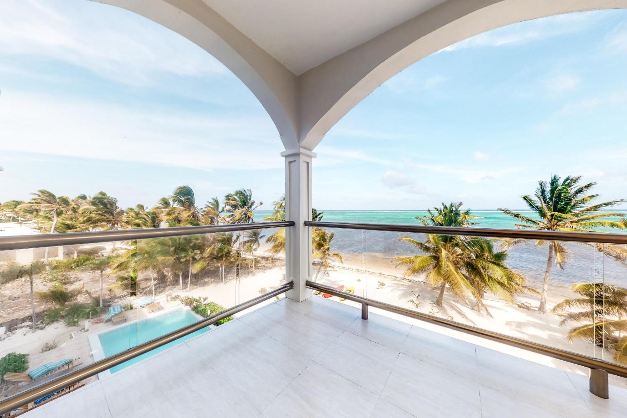 Blue Water Beach Villas サン・ペドロ 部屋 写真