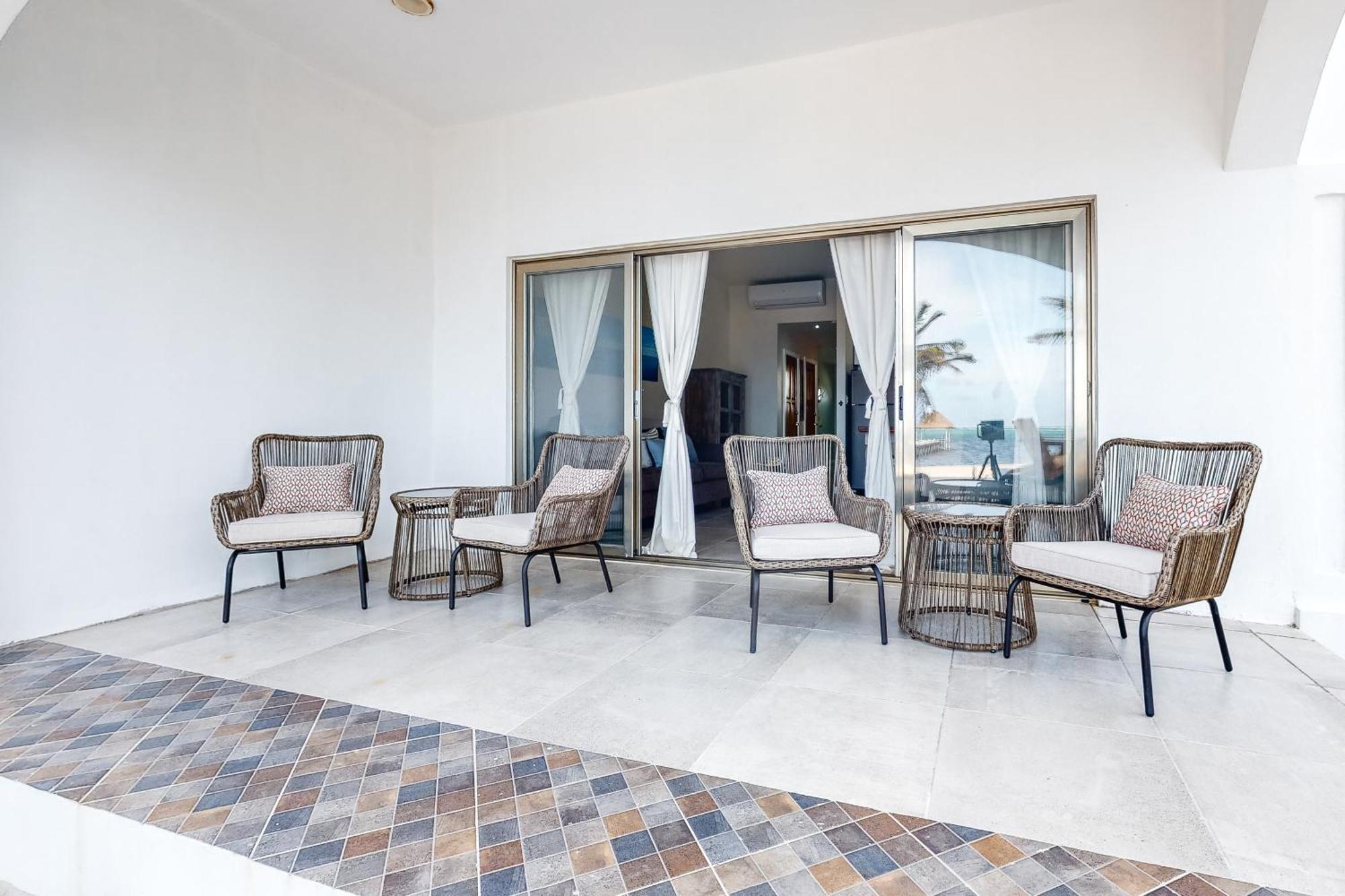 Blue Water Beach Villas サン・ペドロ 部屋 写真