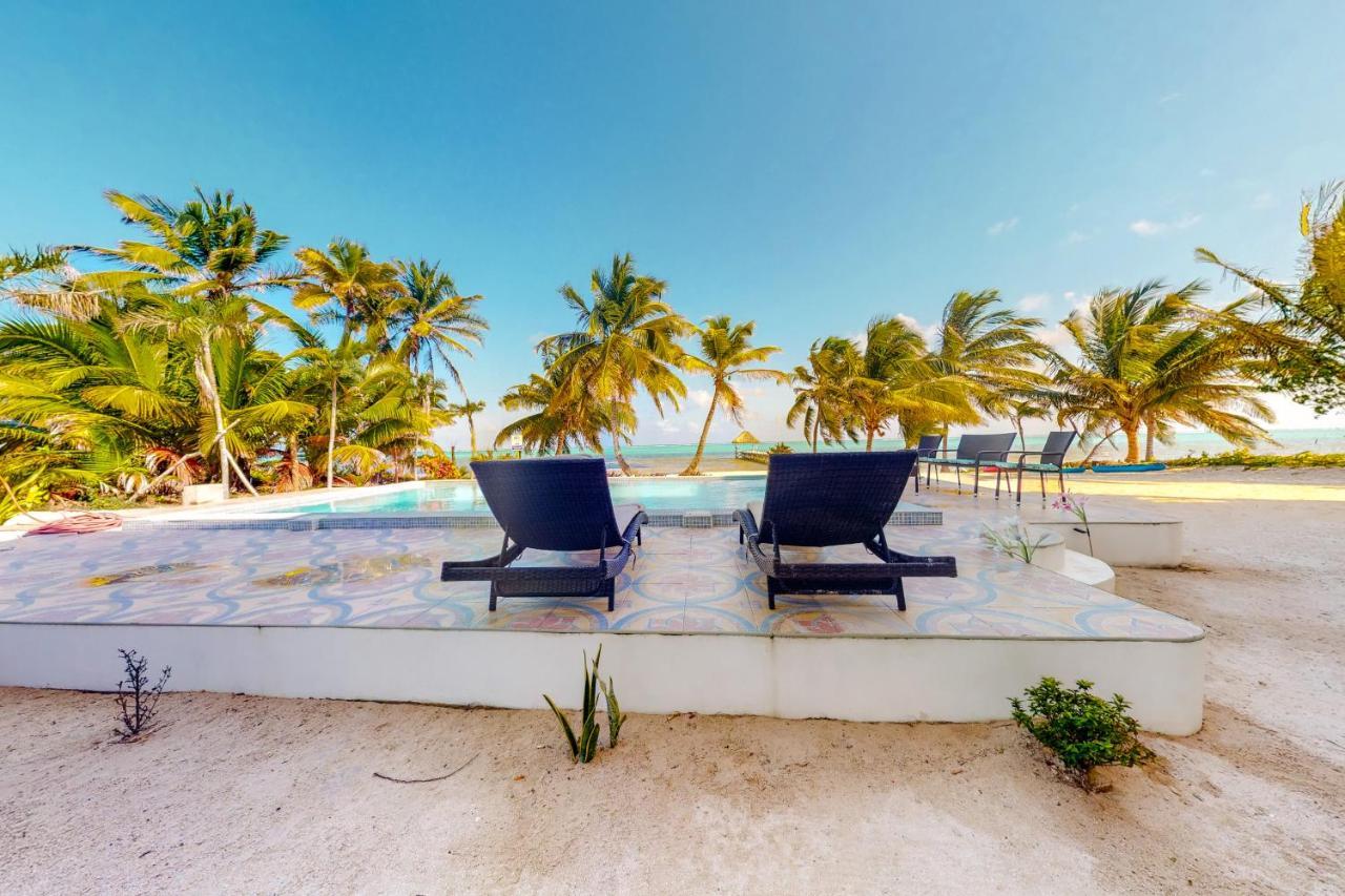 Blue Water Beach Villas サン・ペドロ エクステリア 写真